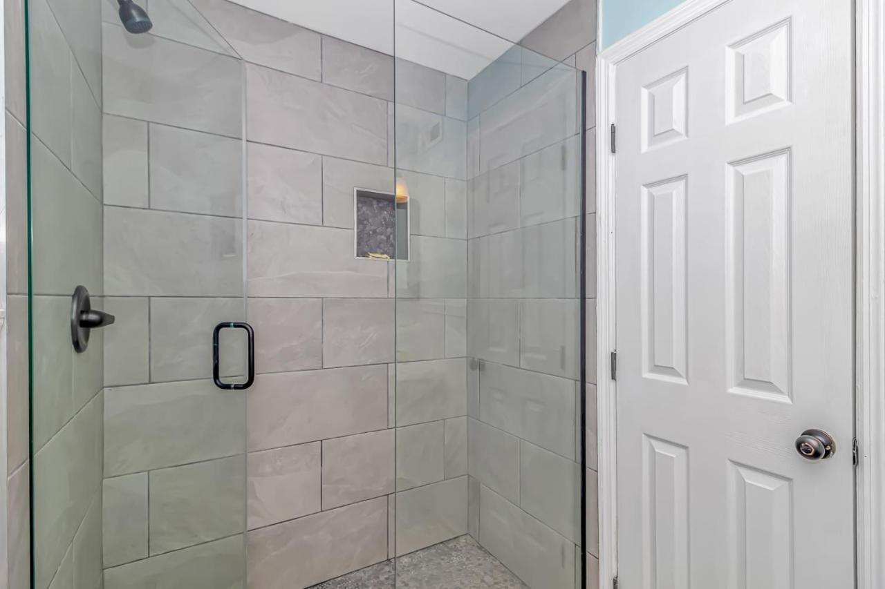 מירטל ביץ' 125 Atlantic Avenue Unit E - Pet Friendly! Walk To The Beach And Pier!1Br -1Ba - Sleeps 2-4 Guests! מראה חיצוני תמונה